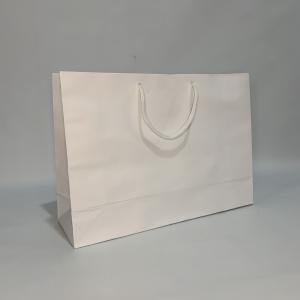 SACOLA BRANCA (SEM IMPRESSÃO) PAPEL AP150g 34x24x10cm SEM IMPRESSÃO  ALÇA NYLON PACOTE COM 50 UNIDADES